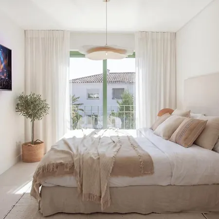 Vacation I Casa Savia, Private Pool, Bbq, Renovated In 2024, Luxury Ample Interiors, Next To Restaurants, 10min Walk To The * Marbella