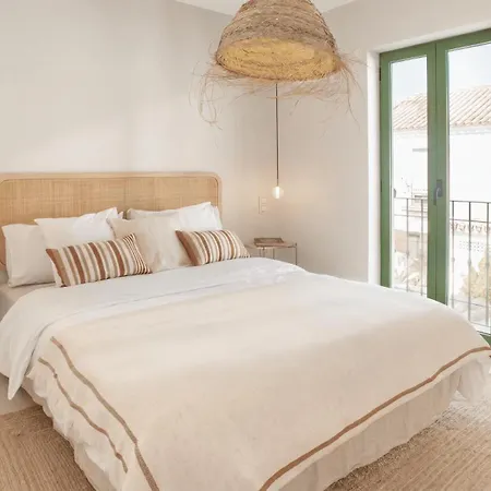 Vacation I Casa Savia, Private Pool, Bbq, Renovated In 2024, Luxury Ample Interiors, Next To Restaurants, 10min Walk To The