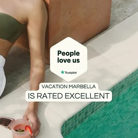 Vacation I Casa Savia, Private Pool, Luxury Interiors, 10min Walk To The Будинок відпочинку Марбелья