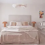 Vacation I Casa Savia, Private Pool, Bbq, Renovated In 2024, Luxury Ample Interiors, Next To Restaurants, 10min Walk To The Сasa de vacaciones
