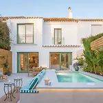 Vacation I Casa Savia, Private Pool, Bbq, Renovated In 2024, Luxury Ample Interiors, Next To Restaurants, 10min Walk To The