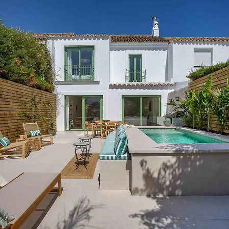 Vacation I Casa Savia, Private Heated Pool, Luxury Interiors, 10min Walk To The Marbella