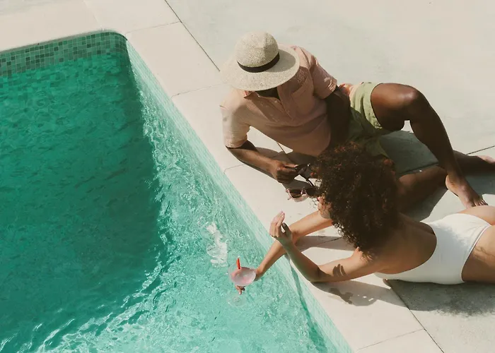 Vacation I Casa Savia, Private Pool, Luxury Interiors, 10min Walk To The Hébergement de vacances Marbellac