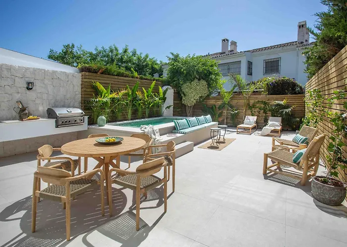 Vacation I Casa Savia, Private Pool, Luxury Interiors, 10min Walk To The * Marbella