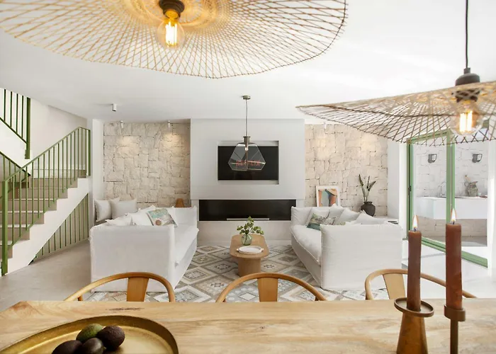 Vacation I Casa Savia, Private Pool, Luxury Interiors, 10min Walk To The Casa vacanze