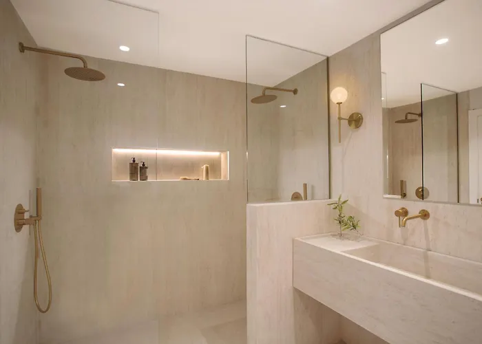 Vacation I Casa Savia, Private Pool, Luxury Interiors, 10min Walk To The * Marbella