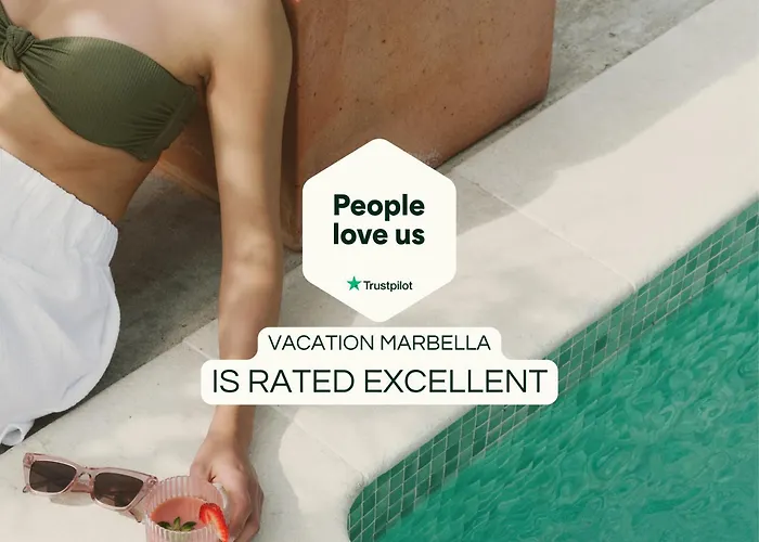 Vacation I Casa Savia, Private Pool, Luxury Interiors, 10min Walk To The Hébergement de vacances Marbellac