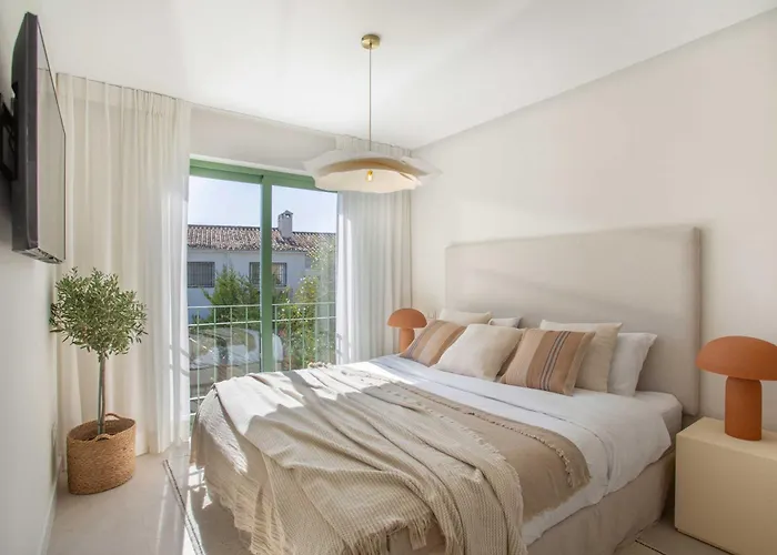 Vacation I Casa Savia, Private Pool, Luxury Interiors, 10min Walk To The *