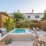 Vacation I Casa Savia, Private Pool, Bbq, Renovated In 2024, Luxury Ample Interiors, Next To Restaurants, 10min Walk To The *